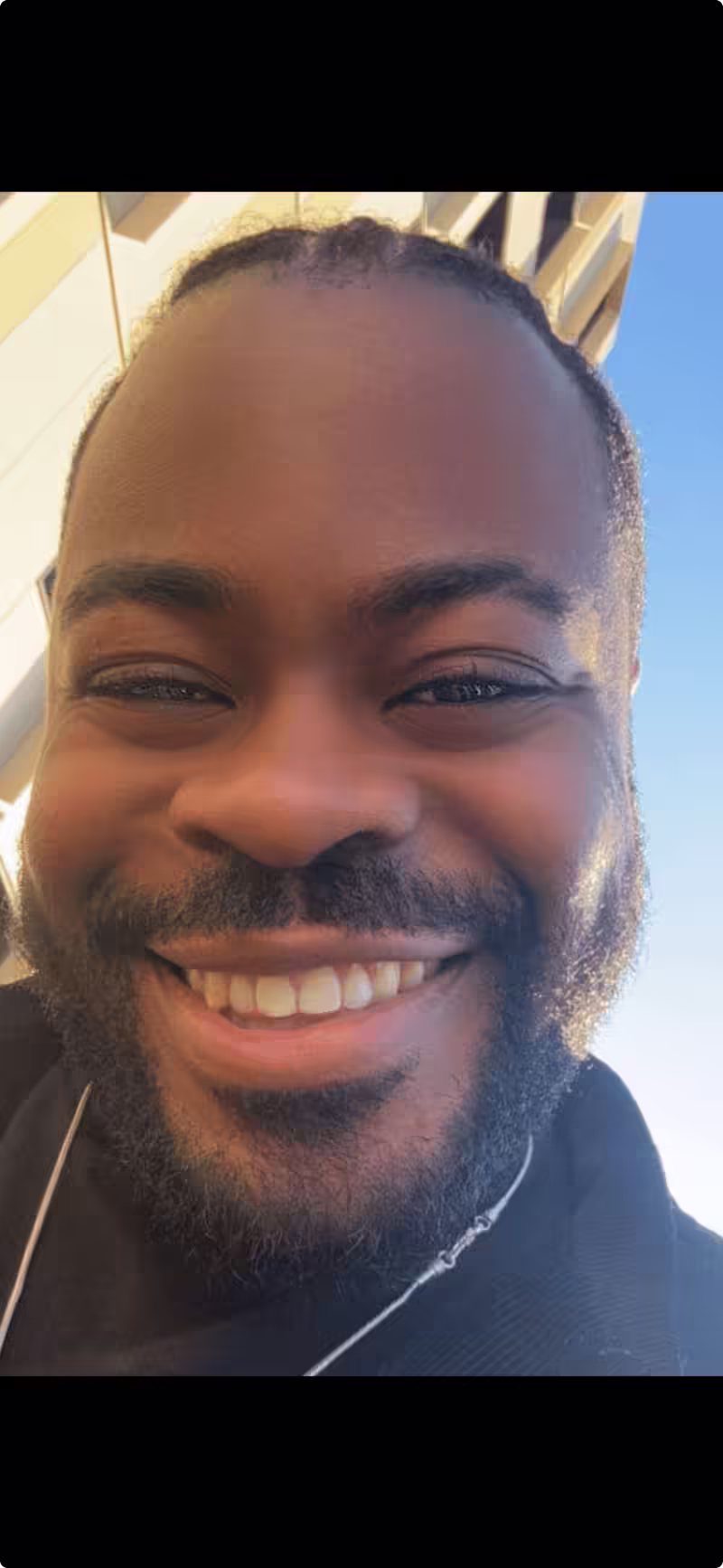 Manuel Kavungu - Concierge Airbnb Paris